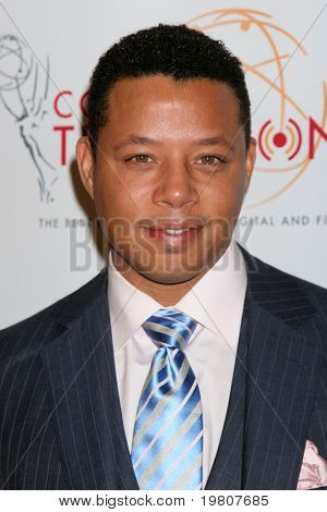 LOS ANGELES - április 9: Terrance Howard érkezik a 32 éves főiskolai televíziós díjat Renai