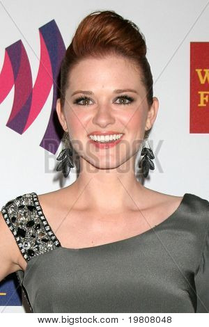 LOS ANGELES - APR 10: Sarah Drew na 25 GLADD Media Awards v Westin Bonaventura Hot