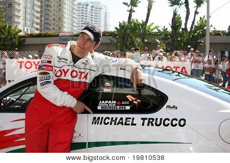 LOS ANGELES - APR 16: Michael trucco deltager Toyota Grand Prix Pro Celeb Race på Toyota Gra