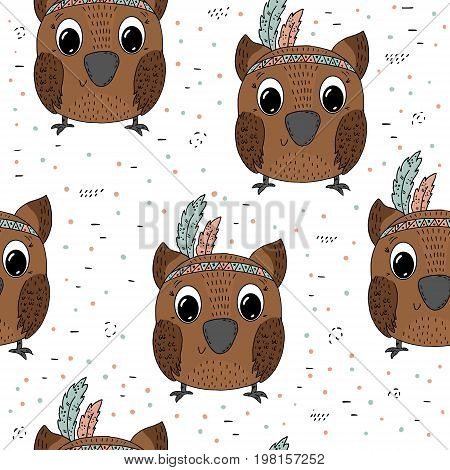 Hand drawn vector Cute seamless pattern with Cute owl.