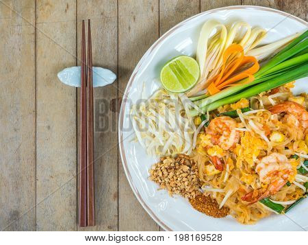Famous food in Thai style phad thai Fried Noodles with shrimp and vegetables