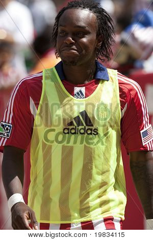 CARSON, CA. - SEPTEMBER 13: Chukwudi Chijindu før starten af anden halvdel af Chivas USA 