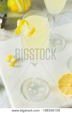 Boozy Bubbly Lemon French 75 Cocktail