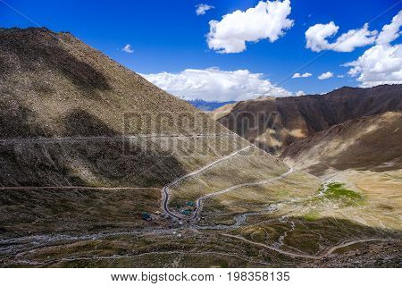 Landscape aroung Lake Pangong (Pangong Tso) in Ladakh, India