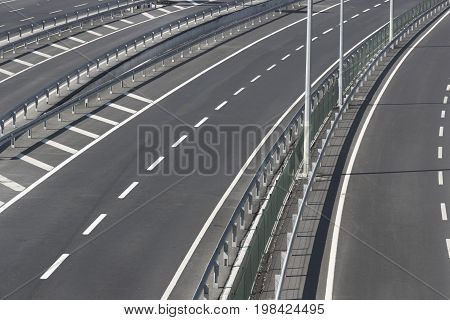 Multiband asphalt track removed from bridge height