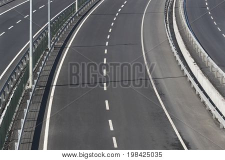 Multiband asphalt track removed from bridge height