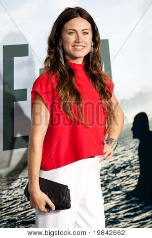 WESTWOOD, CA. - marts 8: Vail Bloom ankommer til Columbia Pictures premiere af Battle: Los Angeles på 