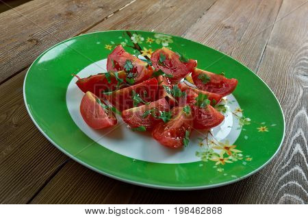 Tomato And Coriander Salad