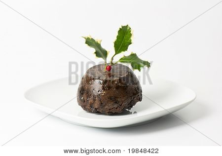 Christmas pudding dekoreret med holly blade