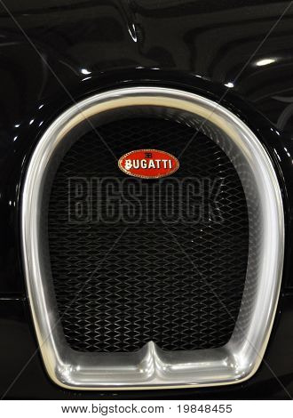 LONDON, Velká Británie - 7. listopadu: Detail Bugatti Veyron 16.4 v MPH motorshow, listopadu 7, 2010 v L