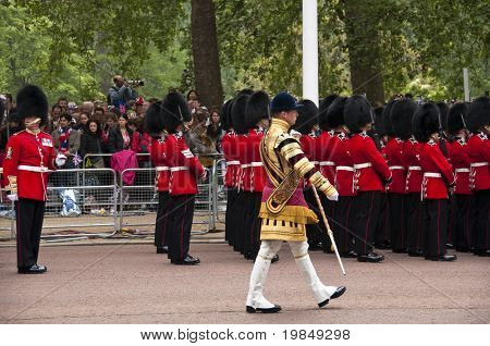 LONDON, İngiltere - 29 Nisan: Kraliyet Muhafız Prens William ve Kate Middleton düğün, 29 Nisan 2011 