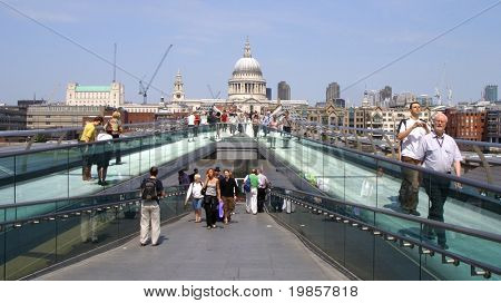 Millenium bridge, Londýn.