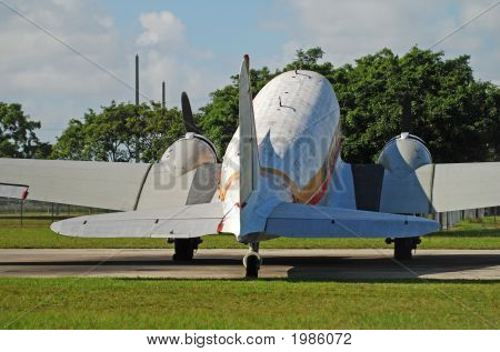 Vintage Turboprop fly