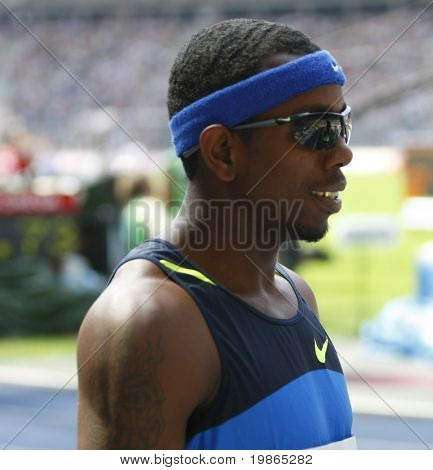 สหรัฐอเมริกา Bershawn แจ็คสันที่แข่งขันในอุปสรรค 400mtrs ที่ Istaf เบอร์ลินอินเตอร์เนชั่นแนลโกลเด้น Leagu