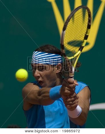 MONACO MONTE CARLO 24 kwietnia Hiszpania Raphael Nadal, konkurujących w turnieju ATP Masters w Monte Ca
