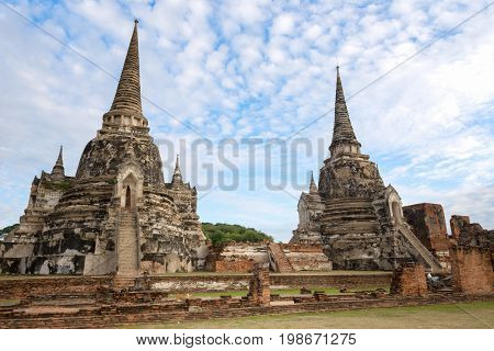 Wat Phra Si Sanphet Phra Nakhon Si Ayutthaya. Where is the world heritage of Thailand.