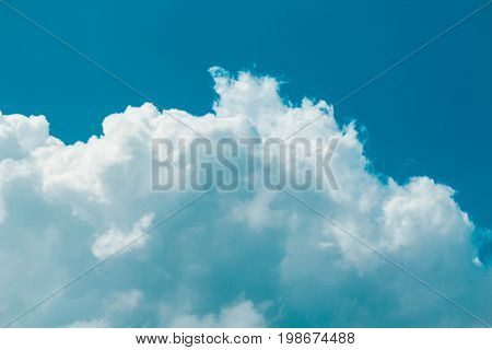Blue Sky With Cottony Clouds during the Day