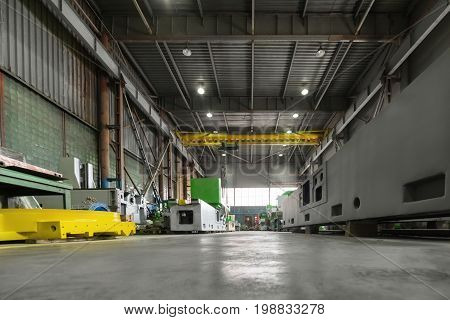 Assembly shop of the factory for the production of grinding machines.
