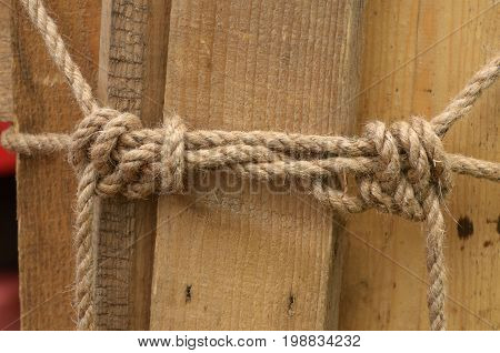 Rope tied a tight knot.And it is very difficult to untie.