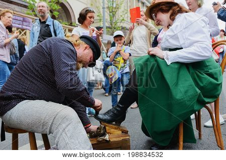 International Festival- Street Shoe Shiner
