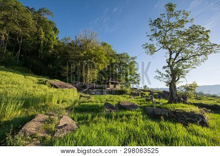 Ranamura Waterspout (bathing Place) And Rest House In Kotmale, Sri Lanka, Which Dated Back To Kings 