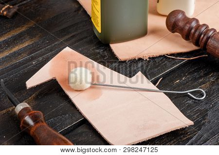 Wool Dauber Applicator