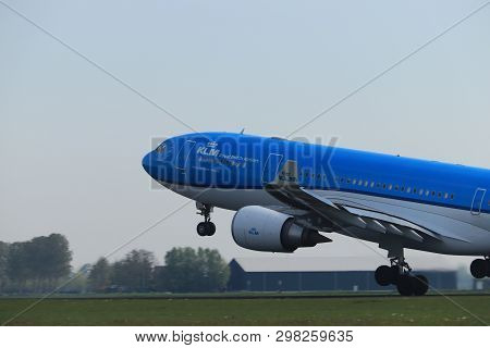 Amsterdam The Netherlands - April 22nd, 2019: Ph-aom Klm Royal Dutch Airlines Airbus A330-200 Takeof