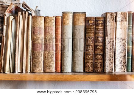 Radun Castle, Czech Republic, 7 April 2019 - Beautiful Ancient Old Books On Shelf In The Library