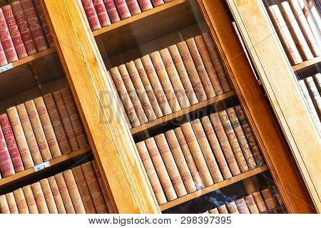Radun Castle, Czech Republic, 7 April 2019 - Beautiful Ancient Old Books On Shelf In The Library
