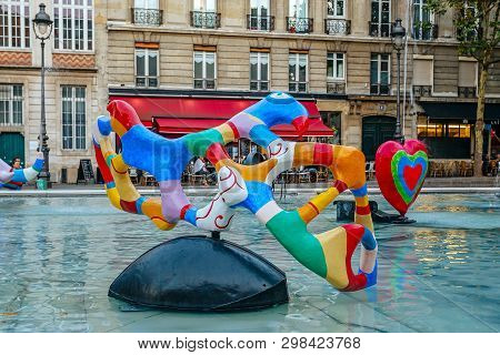 Paris, France - 09 August, 2017: Stravinsky Fountain 1983 Is A Fountain With 16 Works Of Sculpture. 