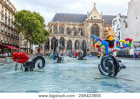 Paris, France - 09 August, 2017: Stravinsky Fountain 1983 Is A Fountain With 16 Works Of Sculpture. 