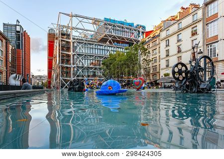 Paris, France - 09 August, 2017: Stravinsky Fountain 1983 Is A Fountain With 16 Works Of Sculpture. 