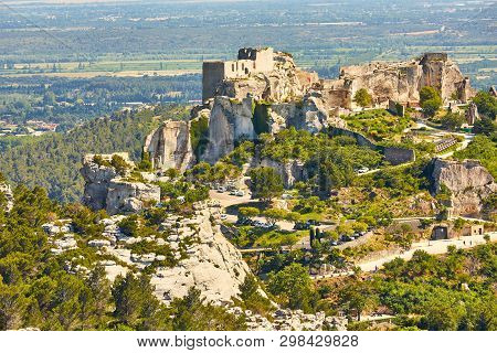 Provencal Village Les Baux De Provence And View Of Sarragan  Sto