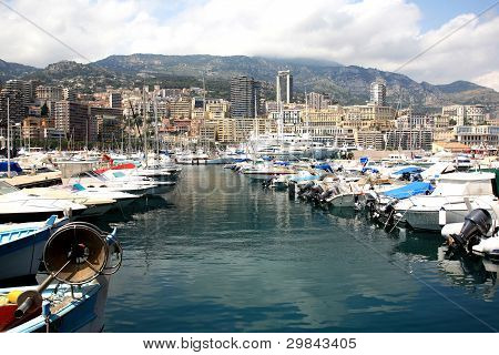 Malebný pohled na přístav Monaco, Monte Carlo