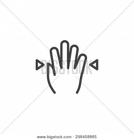 4x Pinch Line Icon. Hand Click Linear Style Sign For Mobile Concept And Web Design. Four Finger Touc