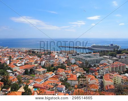 Funchal, Madeira, Potugal - 17 March 2019: High Angle View Of The City Of Funchal In Madeira With Th