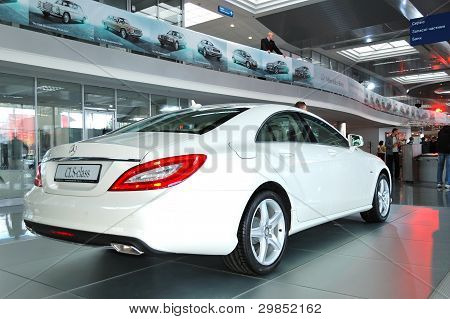 Kiev - September 11: Ny Generation af Mercedes-benz Cls-klasse på årlige Automotive-show 