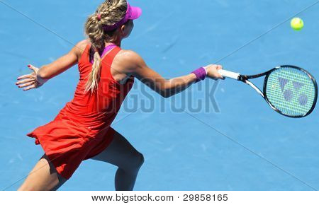 เมลเบิร์น - 17 มกราคม: Maria Kirilenko ของรัสเซียในเธอชนะรอบแรกมากกว่า Jamila Gajdosova ของ Au