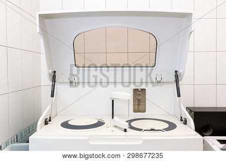Robot Blood Analyzer. Modern Automatic Blood Analyzer.
