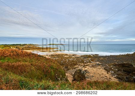 Seaside Of Pointe De La Garde Guérin And Beautiful View On Emerald Coast, Near Saint-briac Sur Mec ,