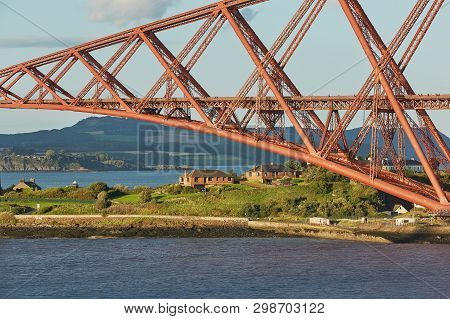 The Forth Rail Bridge, Scotland, Connecting South Queensferry (edinburgh) With North Queensferry (fi