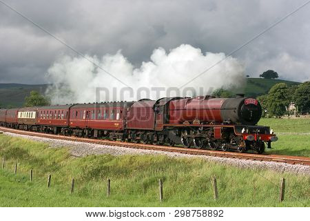 Lms Pacific Steam Locomotive No. 6201 Princess Elizabeth Departs Hellifield, North Yorkshire 7th Aug