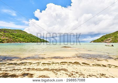 Bay Ternay & Cap Ternay Beach, Marine National Park, Mahe, Seych