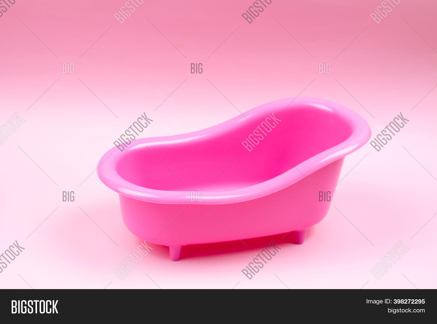 Pink Plastic Bathtub Image & Photo (Free Trial) Bigstock