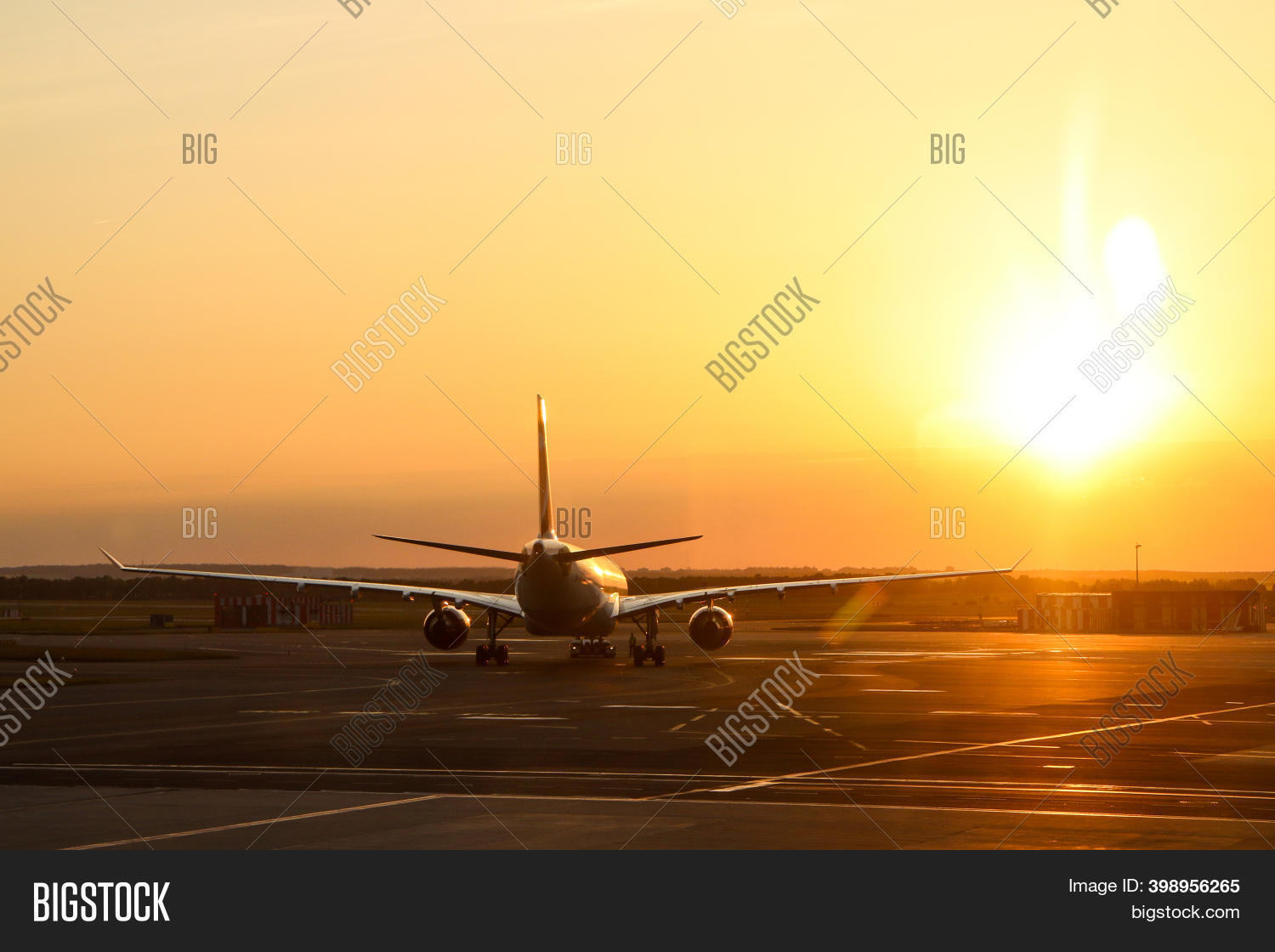 Picture Plane Standing Image & Photo (Free Trial) Bigstock