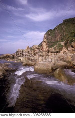 Taiwan Yehliu Natural Stone Park