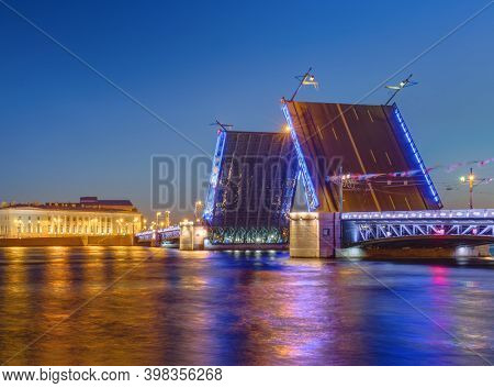 Neva river and open Palace (Dvortsovy) Bridge - St. Petersburg Russia