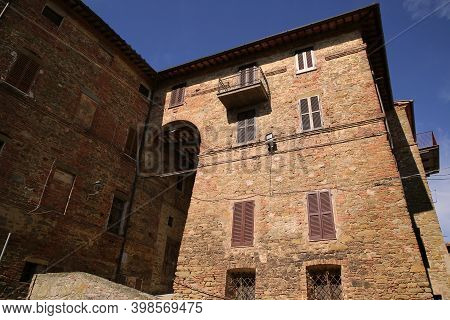 Medieval Palaces In The Town Of Panicale In Umbria, Italy. High Quality Photo