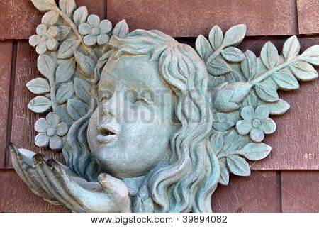 Stein des Angel Kopf Blasen KÃ¼sse