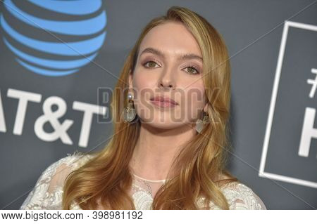 LOS ANGELES - JAN 13:  Jodie Comer {Object} arrives for â24th Annual Critics' Choice Awards on January 13, 2019 0 in Santa Monica, CA                
